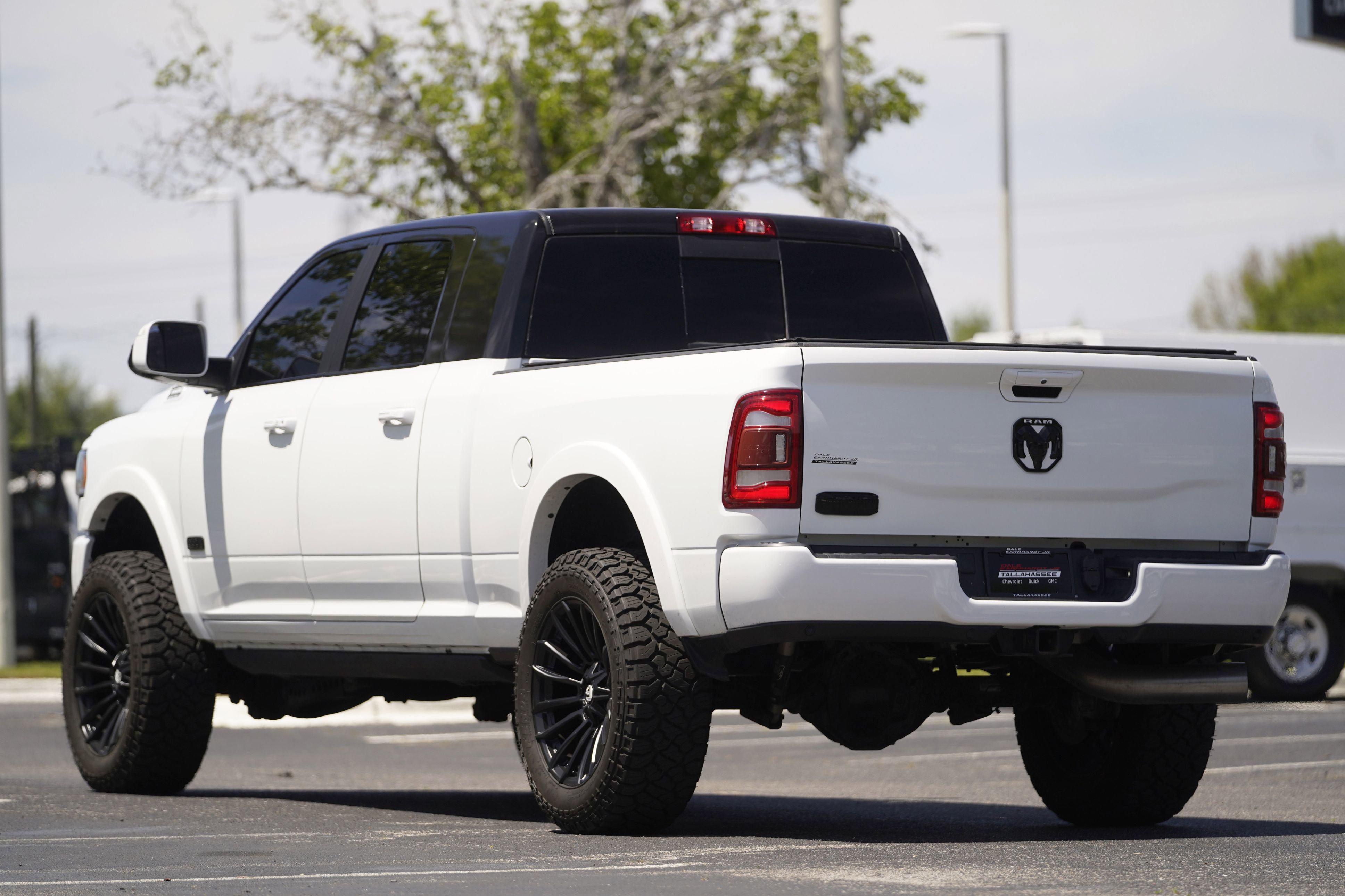 Used 2022 RAM 3500 Limited image 3