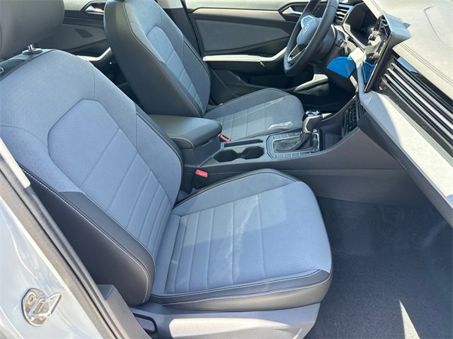 New 2025 Volkswagen Jetta SE image 16