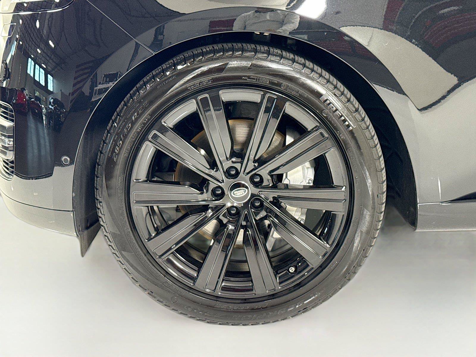 Used 2023 Land Rover Range Rover SE AWD/4WD image 40