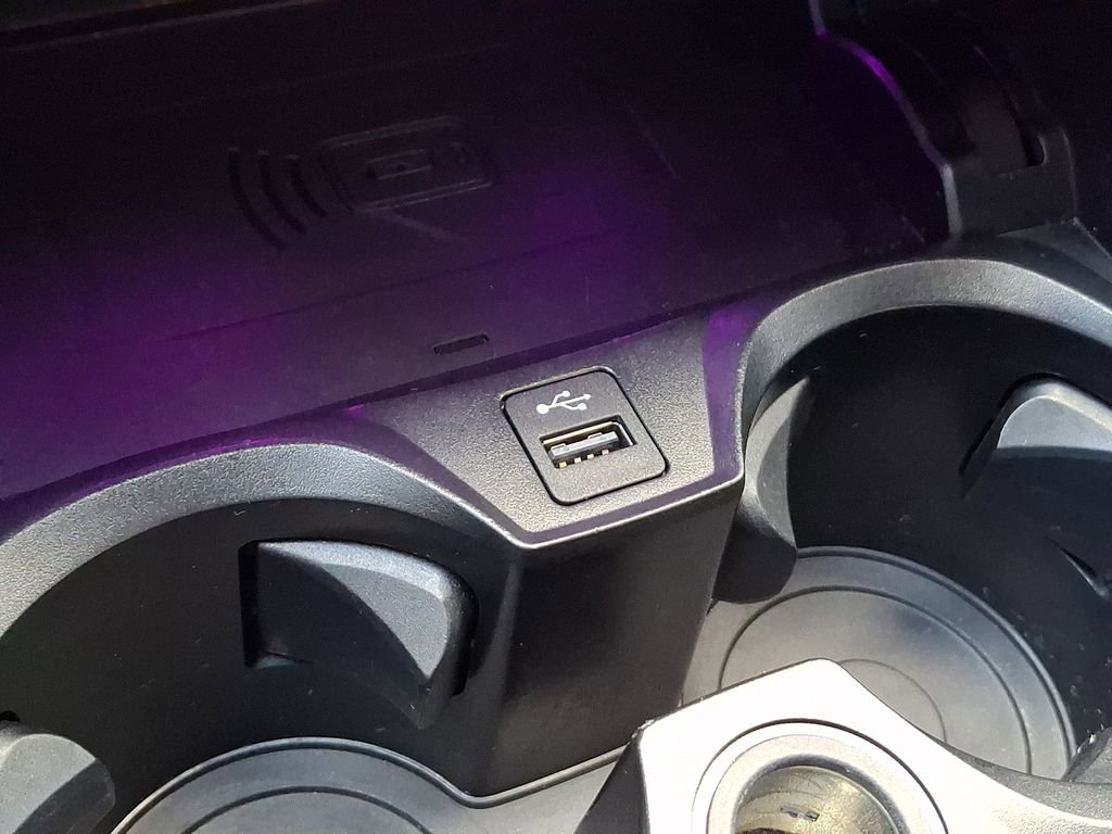 Used 2023 BMW M3 Competition w/ M Carbon Exterior Package image 26