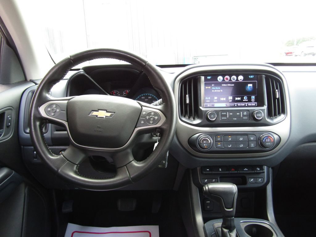 Used 2016 Chevrolet Colorado Z71 AWD/4WD image 5