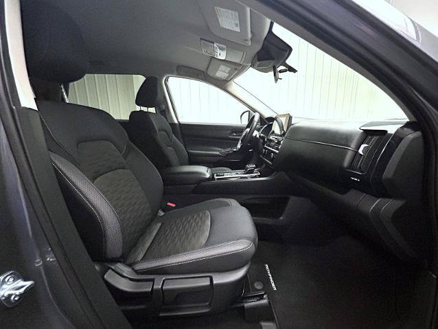 Certified 2025 Nissan Pathfinder SV AWD/4WD image 15
