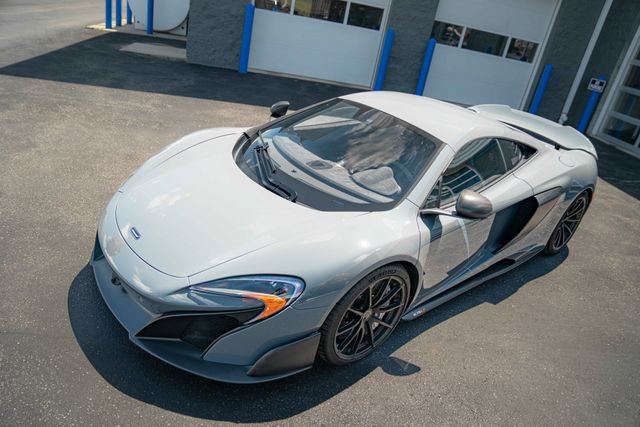 Used 2016 McLaren 675LT Coupe RWD image 36