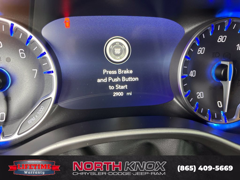 New 2026 Chrysler Voyager LX FWD image 32