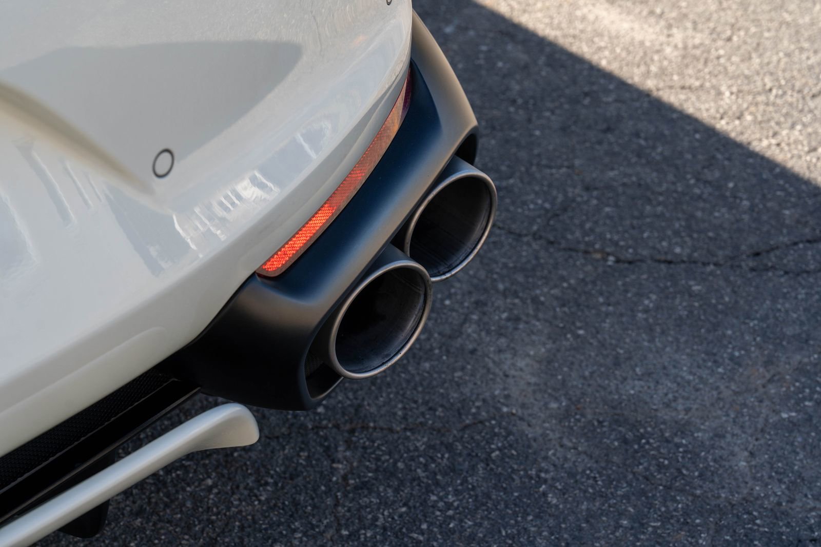 Certified 2019 Ferrari 812 Superfast image 19