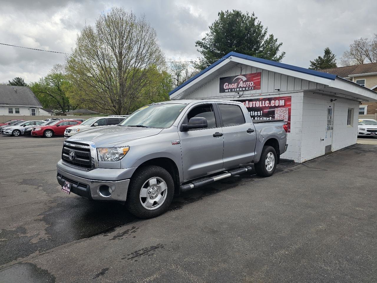 Used 2011 Toyota Tundra 4x4 CrewMax w/ TRD Off-Road Pkg image 5