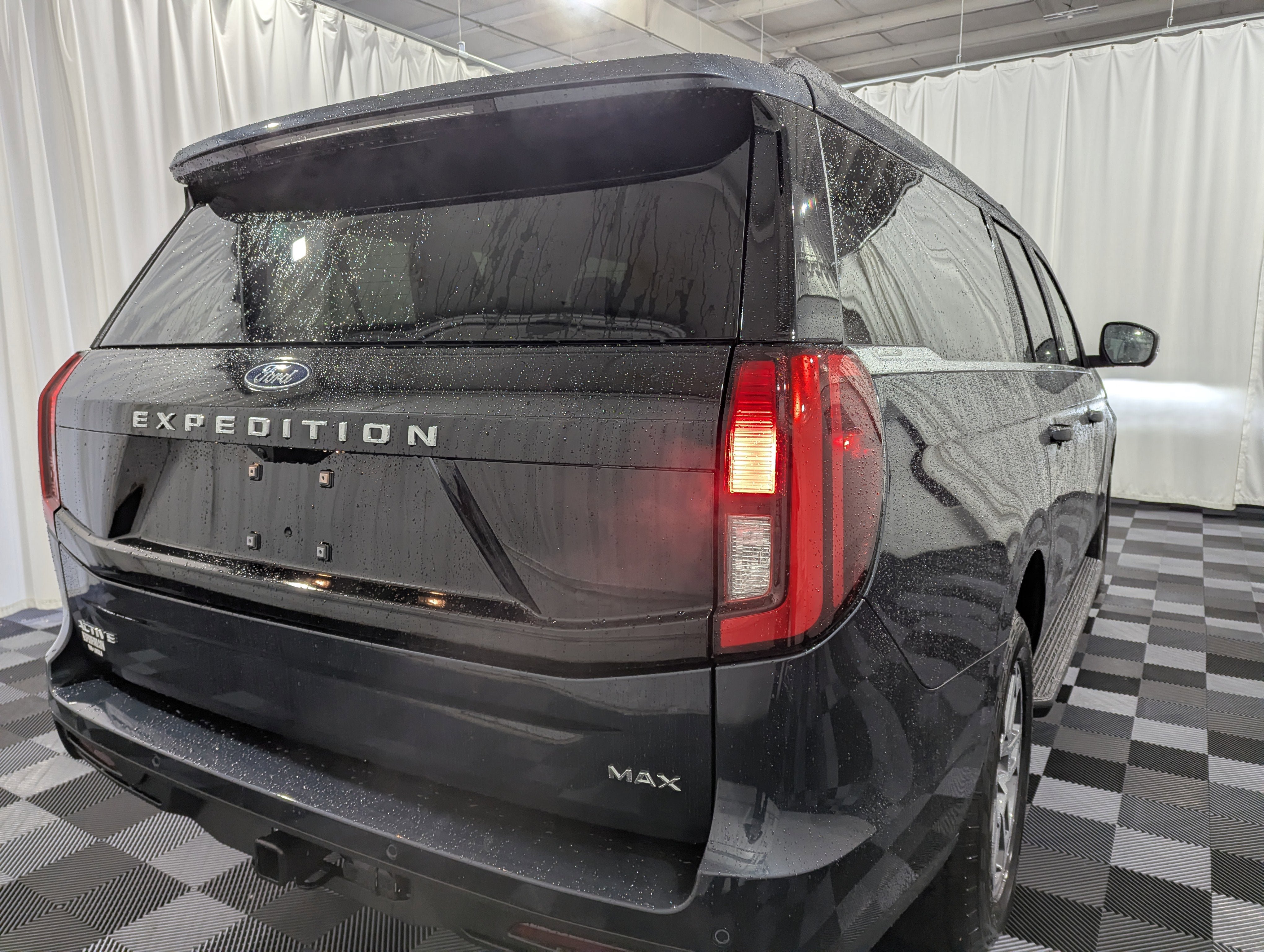 New 2026 Ford Expedition Max Active AWD/4WD image 9