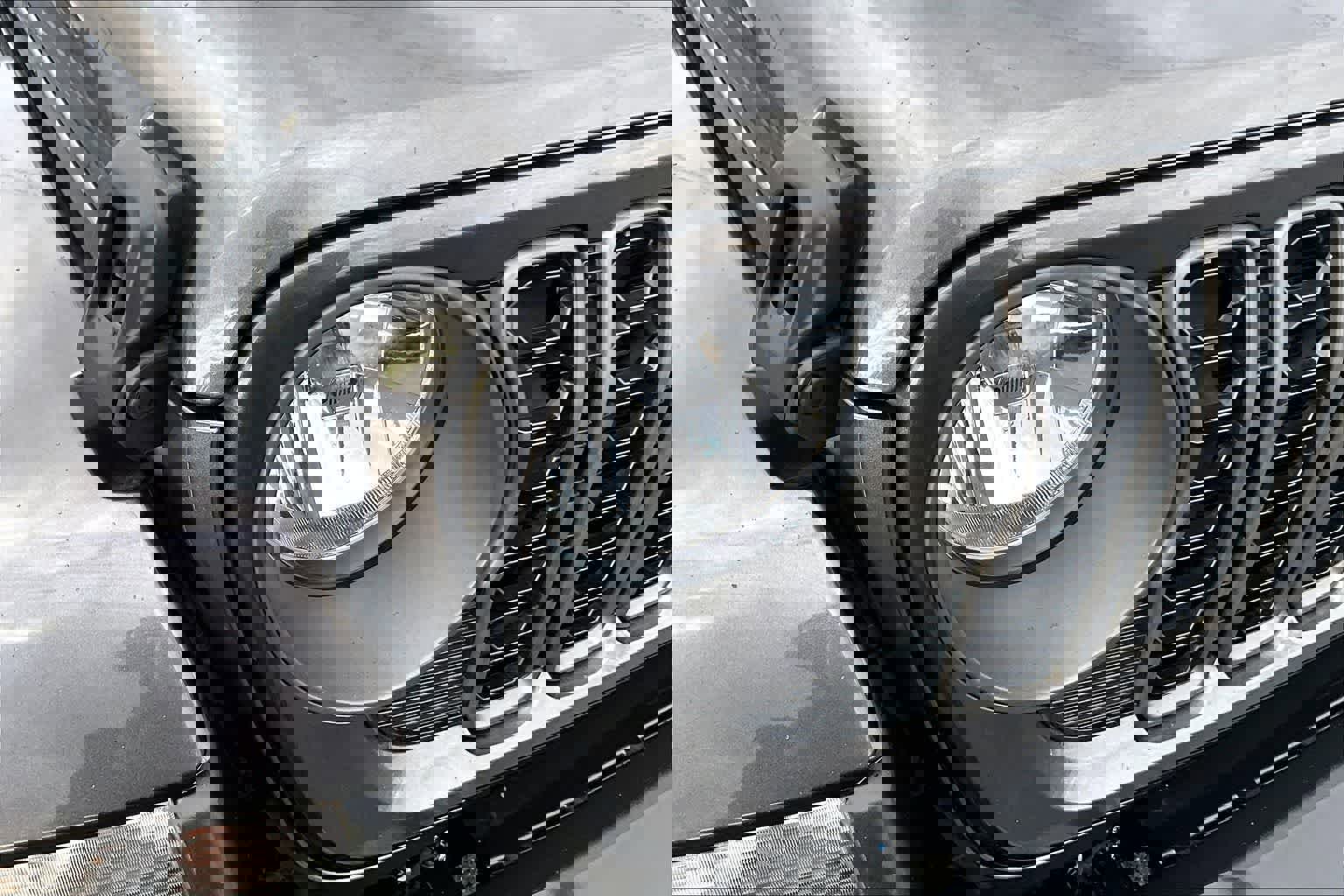 Used 2024 Jeep Gladiator Sport image 31