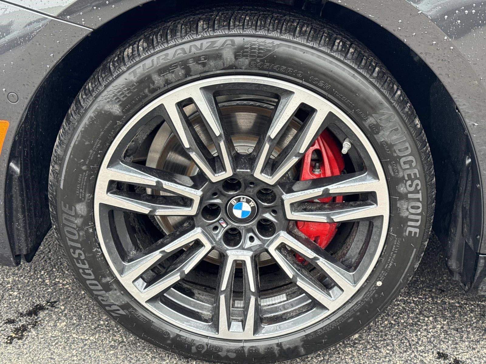 New 2026 BMW 530i xDrive w/ M Sport Package AWD/4WD image 9