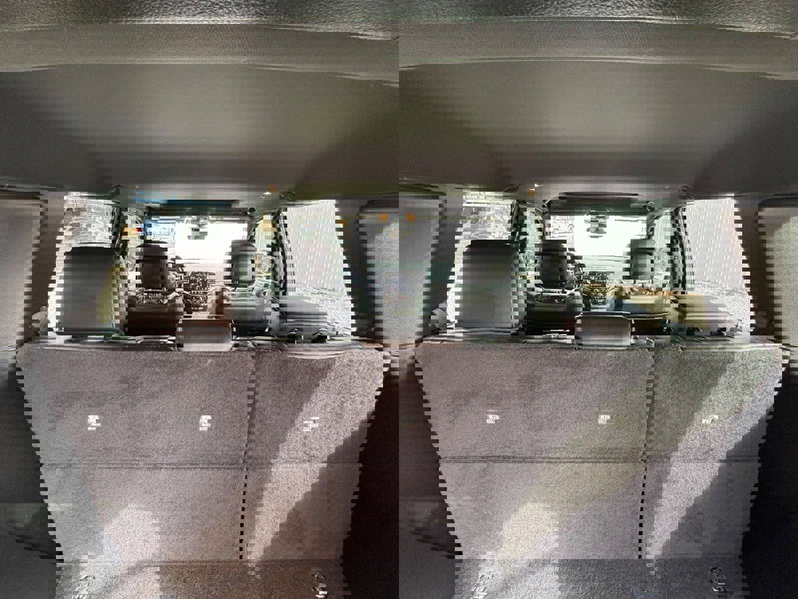 Used 2022 Jeep Grand Cherokee Limited image 7