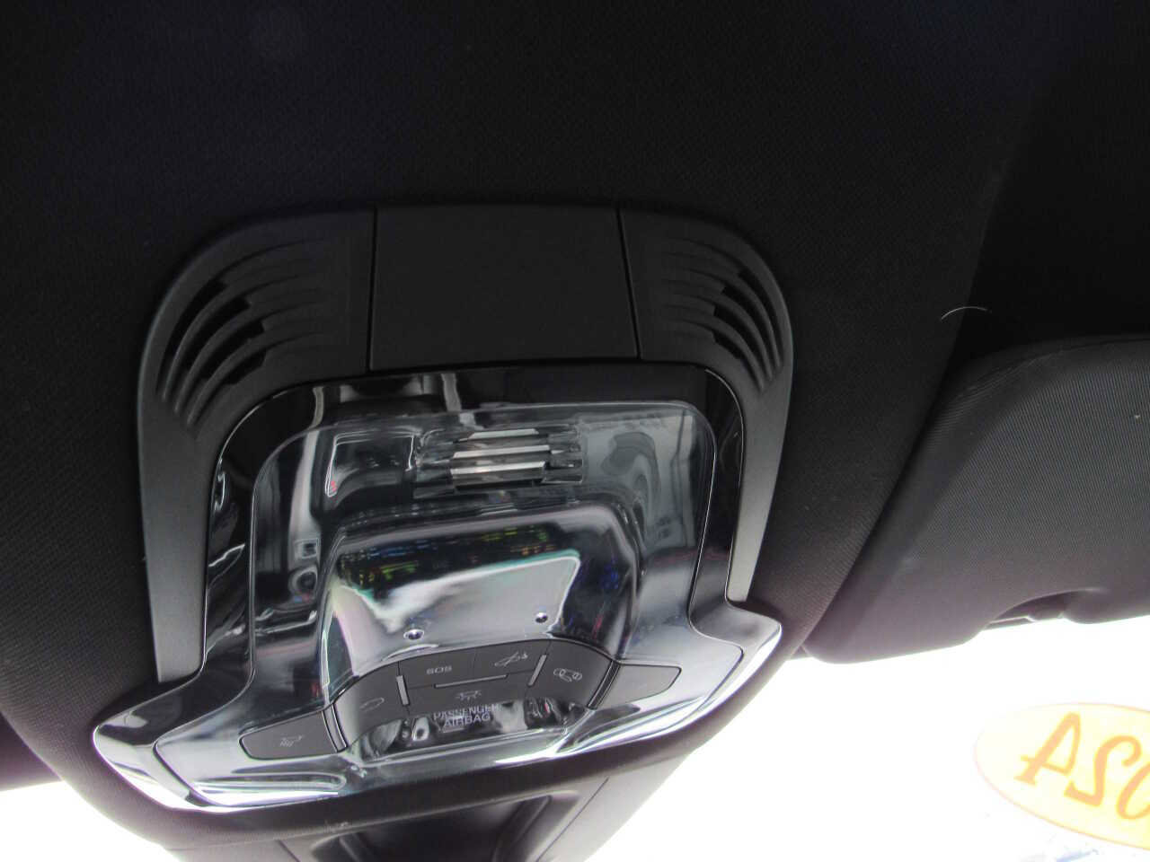 Used 2024 Dodge Hornet R/T w/ R/T Blacktop Package image 18