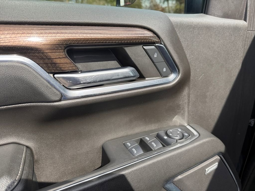 Used 2024 Chevrolet Silverado 1500 LT Trail Boss w/ Convenience Package II image 18