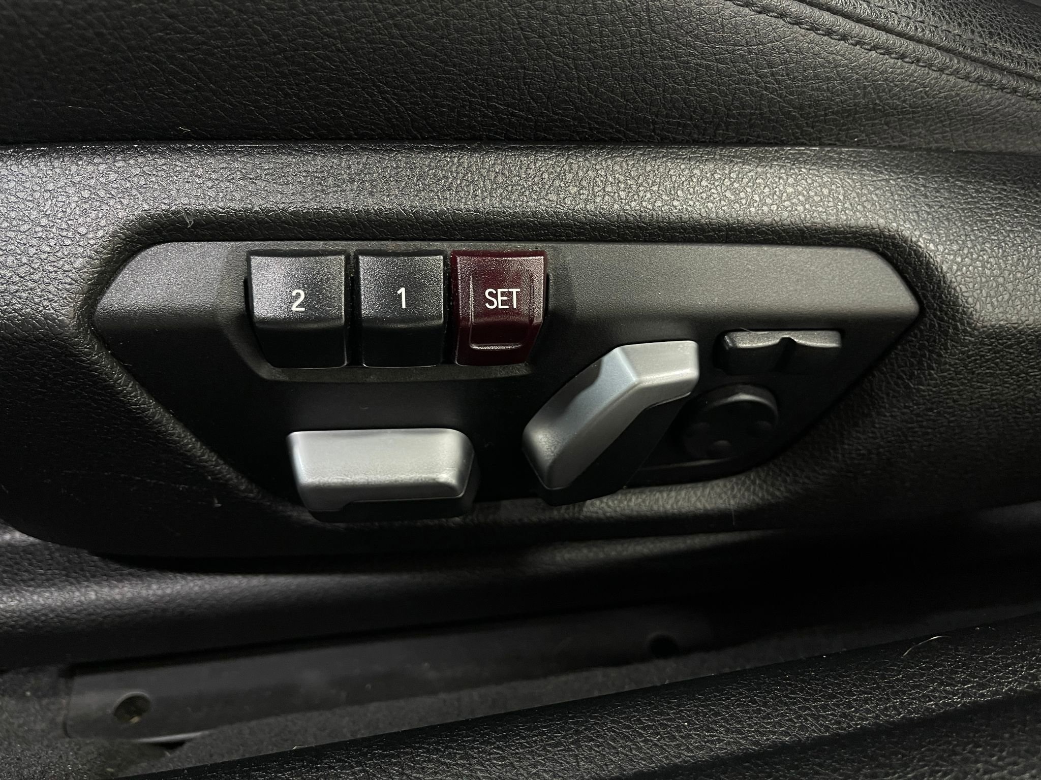 Used 2016 BMW M235i xDrive Coupe image 19