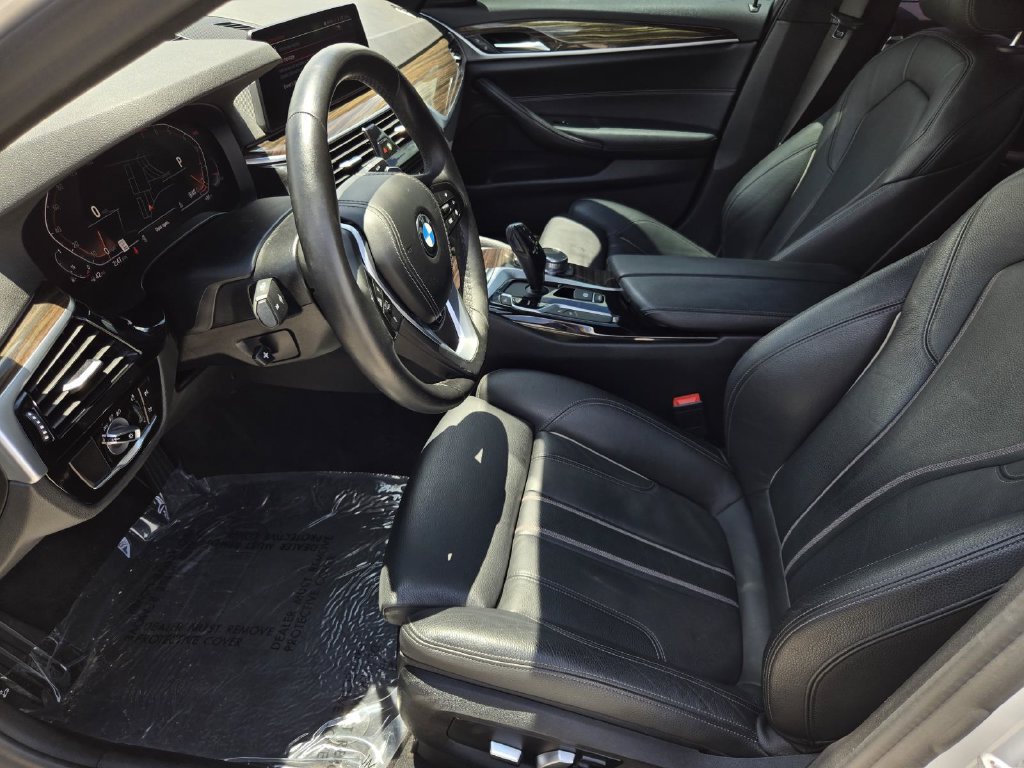 Used 2020 BMW 540i w/ Convenience Package RWD image 18