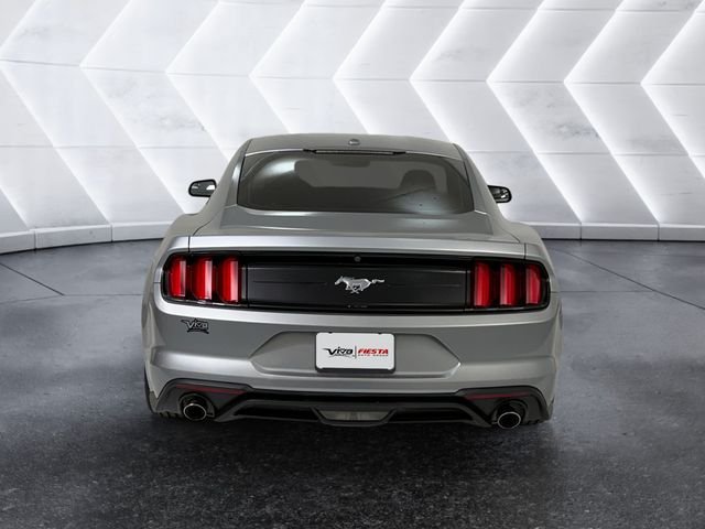 Used 2020 Ford Mustang Coupe RWD image 5