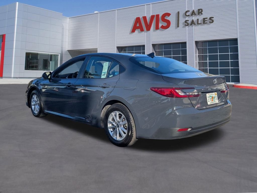 Used 2025 Toyota Camry LE image 10