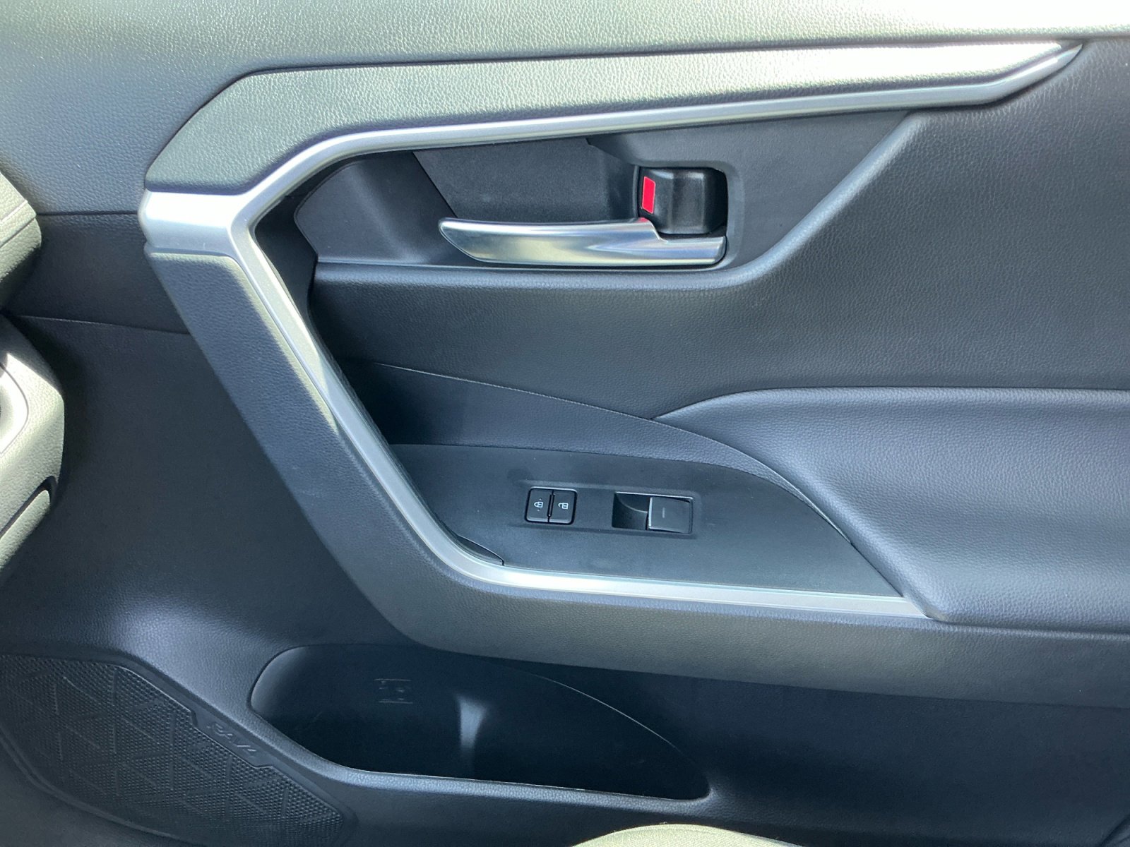 Certified 2024 Toyota RAV4 XLE image 16