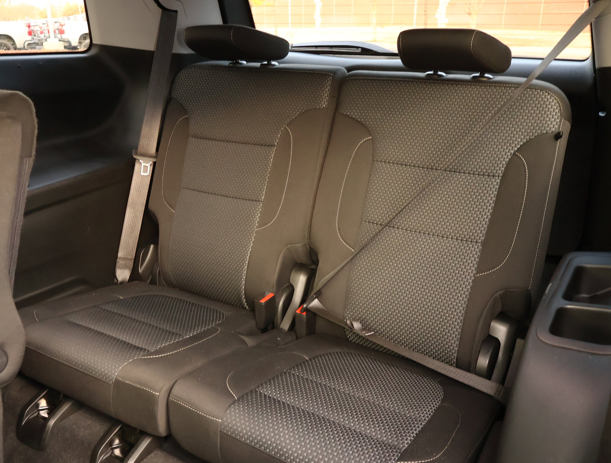 Used 2023 GMC Acadia SLE image 20