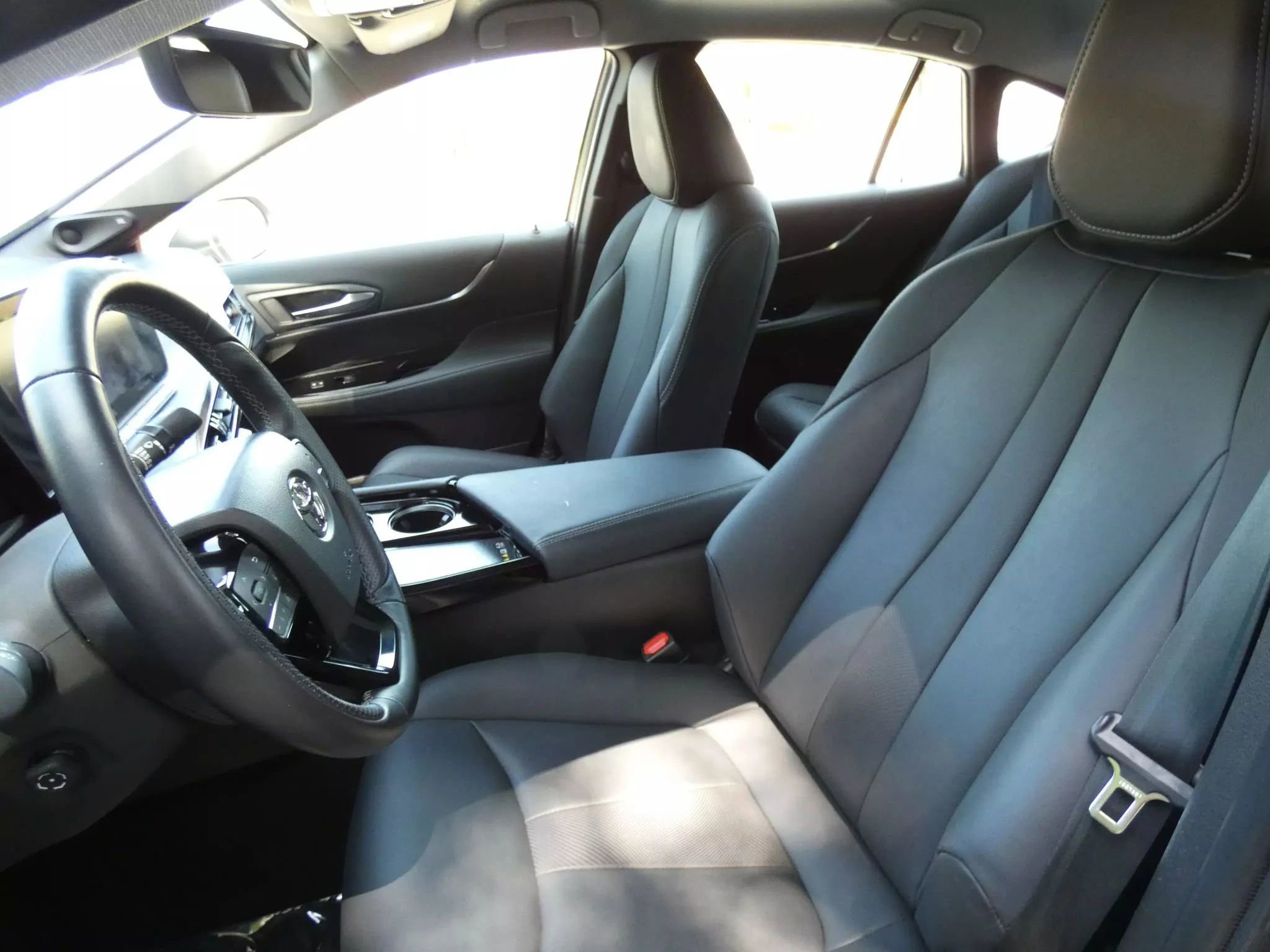 Used 2022 Toyota Mirai XLE Sedan 4D image 24