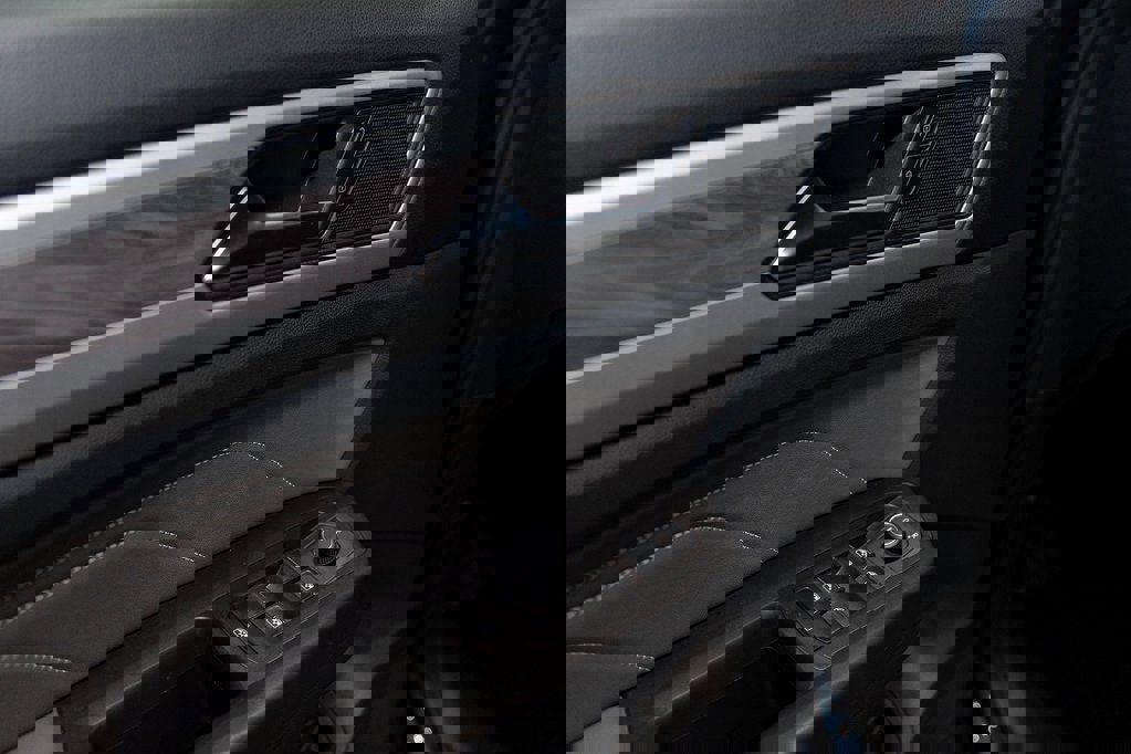 Used 2023 Volkswagen Atlas Cross Sport SE image 12