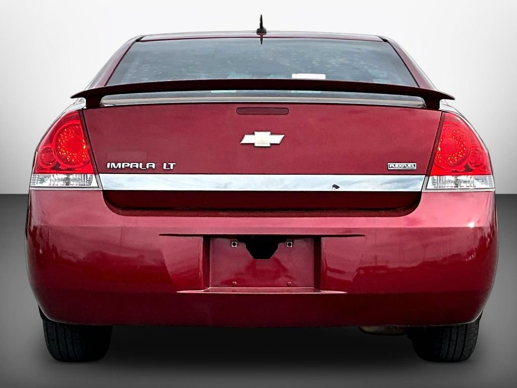 Used 2008 Chevrolet Impala LT w/ Luxury Edition Package FWD image 5