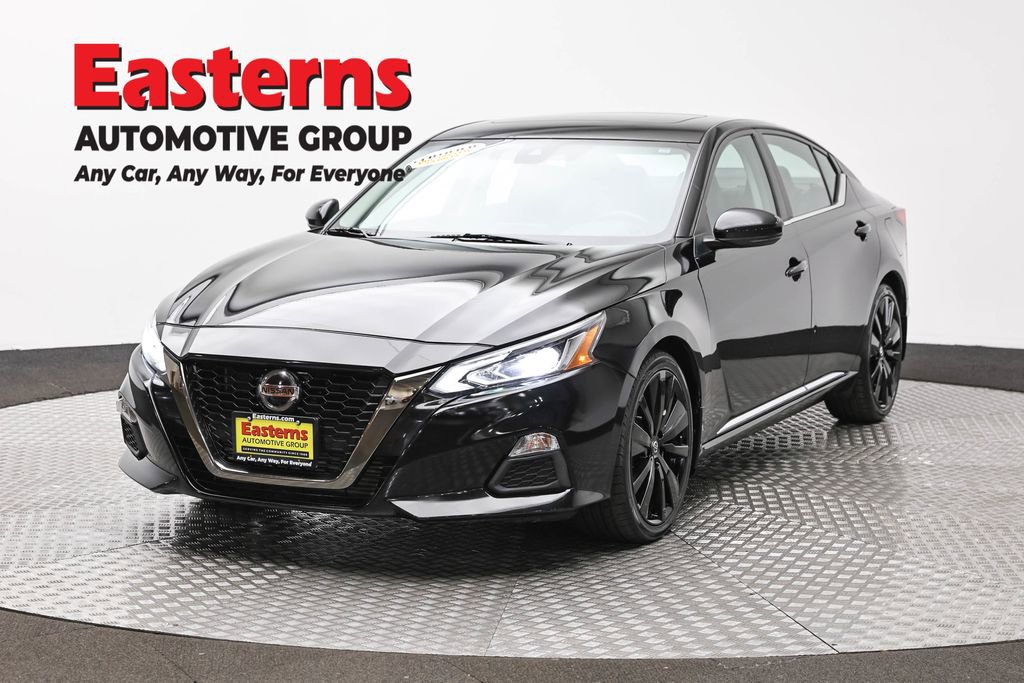 Used 2022 Nissan Altima 2.0 SR FWD image 1