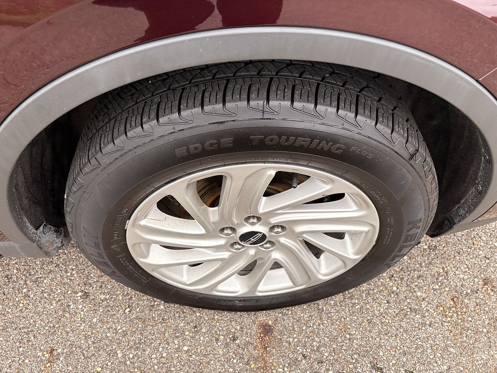 Used 2020 Lincoln Corsair FWD image 12