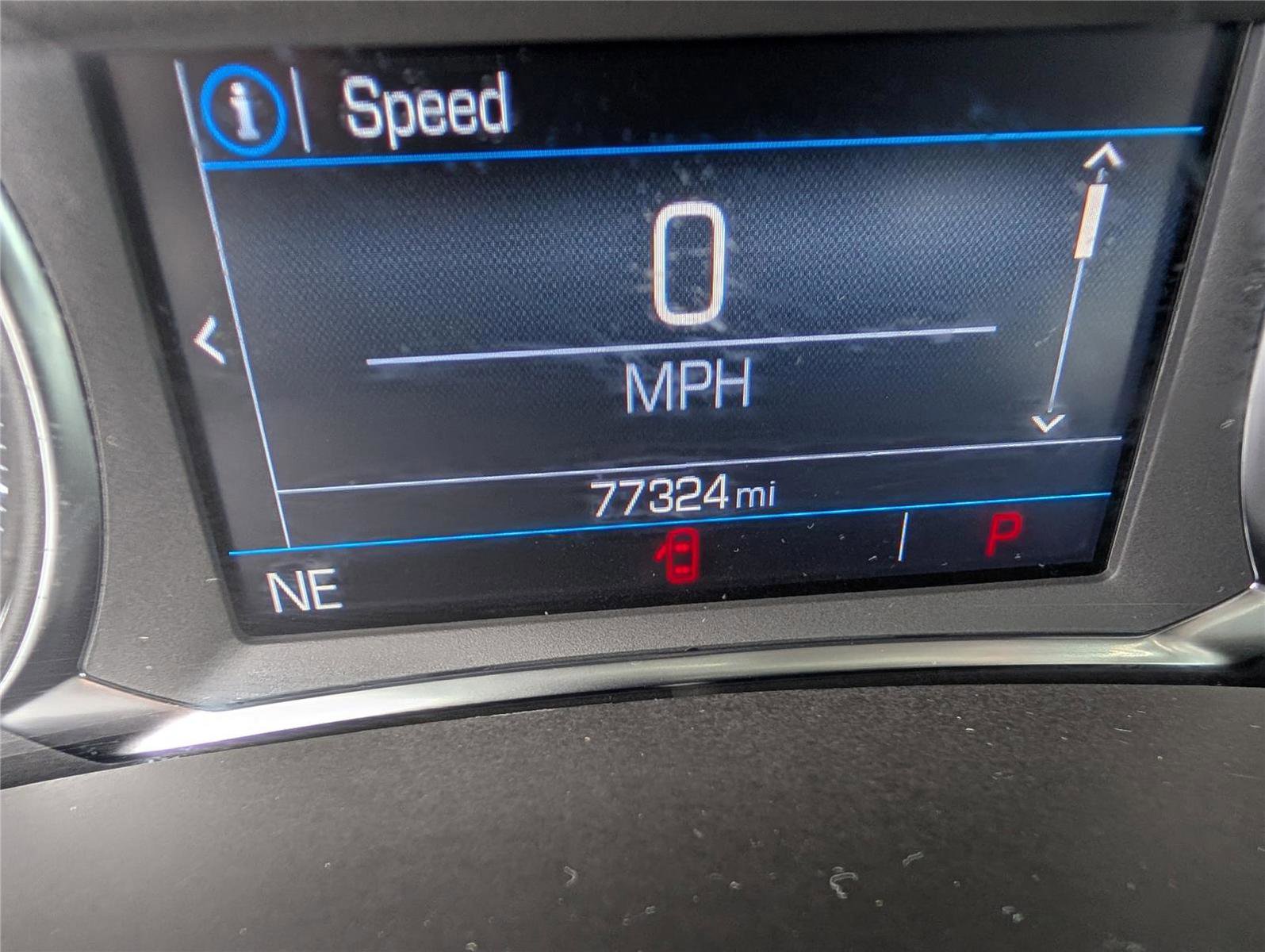 Used 2024 GMC Terrain SLE FWD image 21