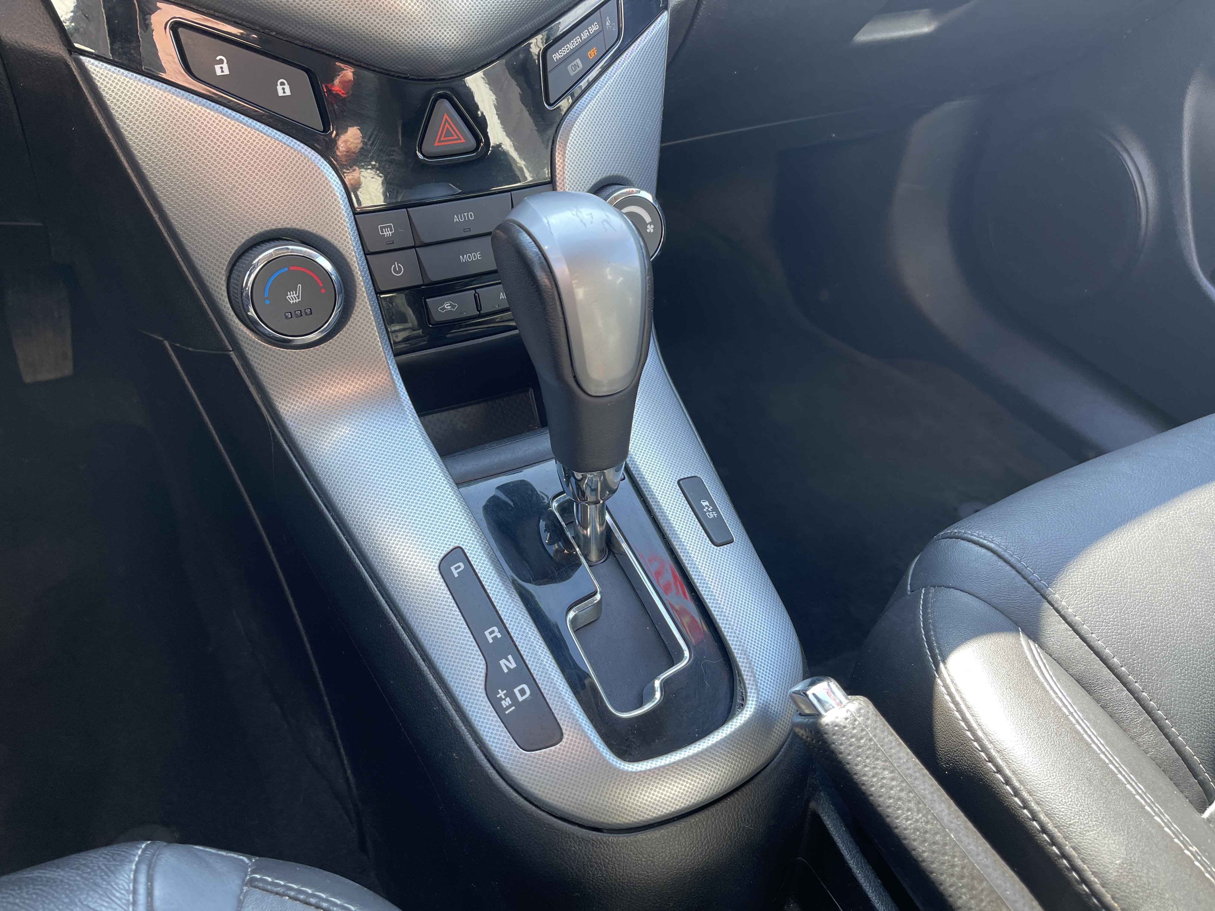 Used 2013 Chevrolet Cruze LTZ image 20