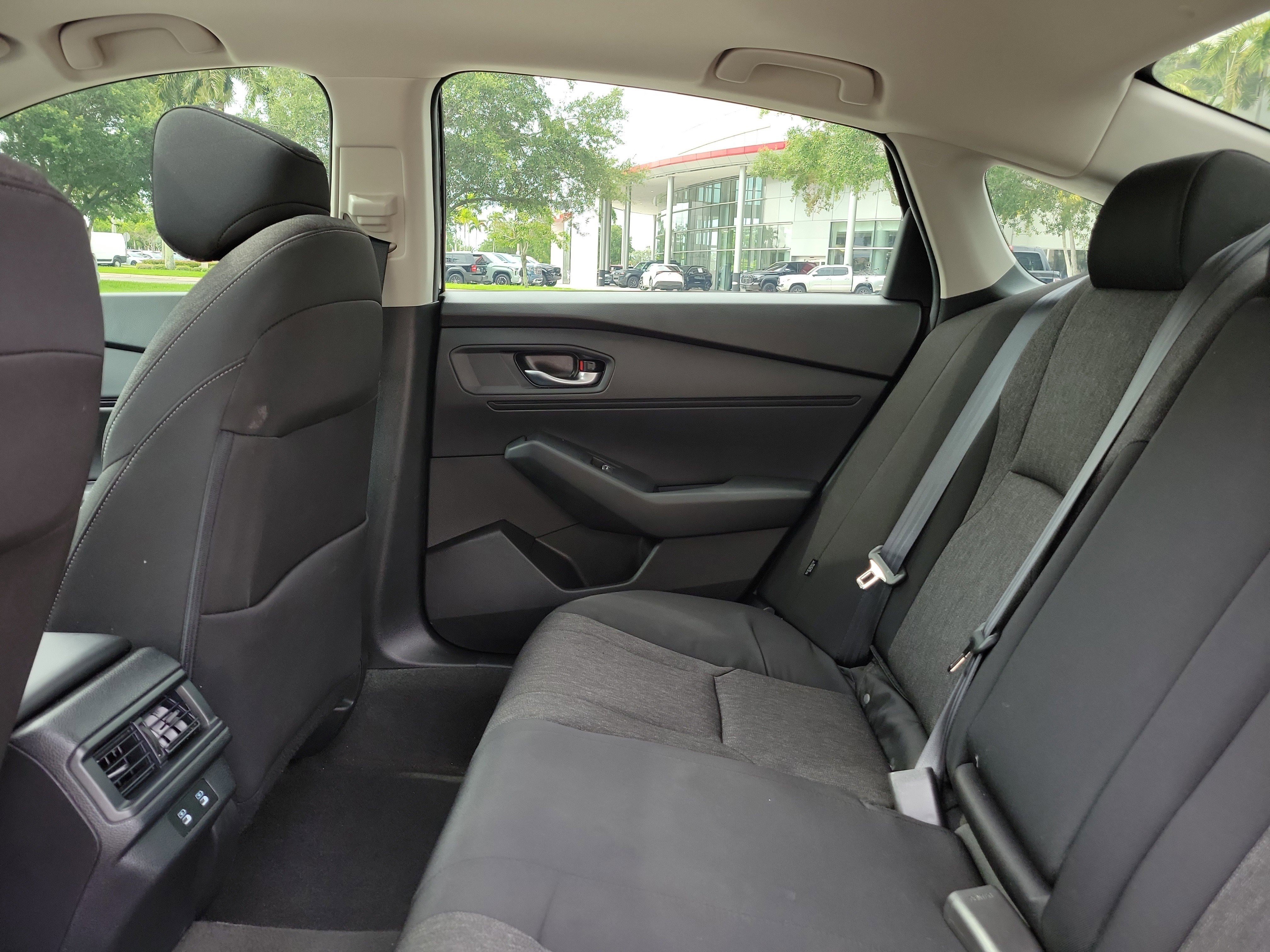 Used 2025 Honda Accord SE image 12