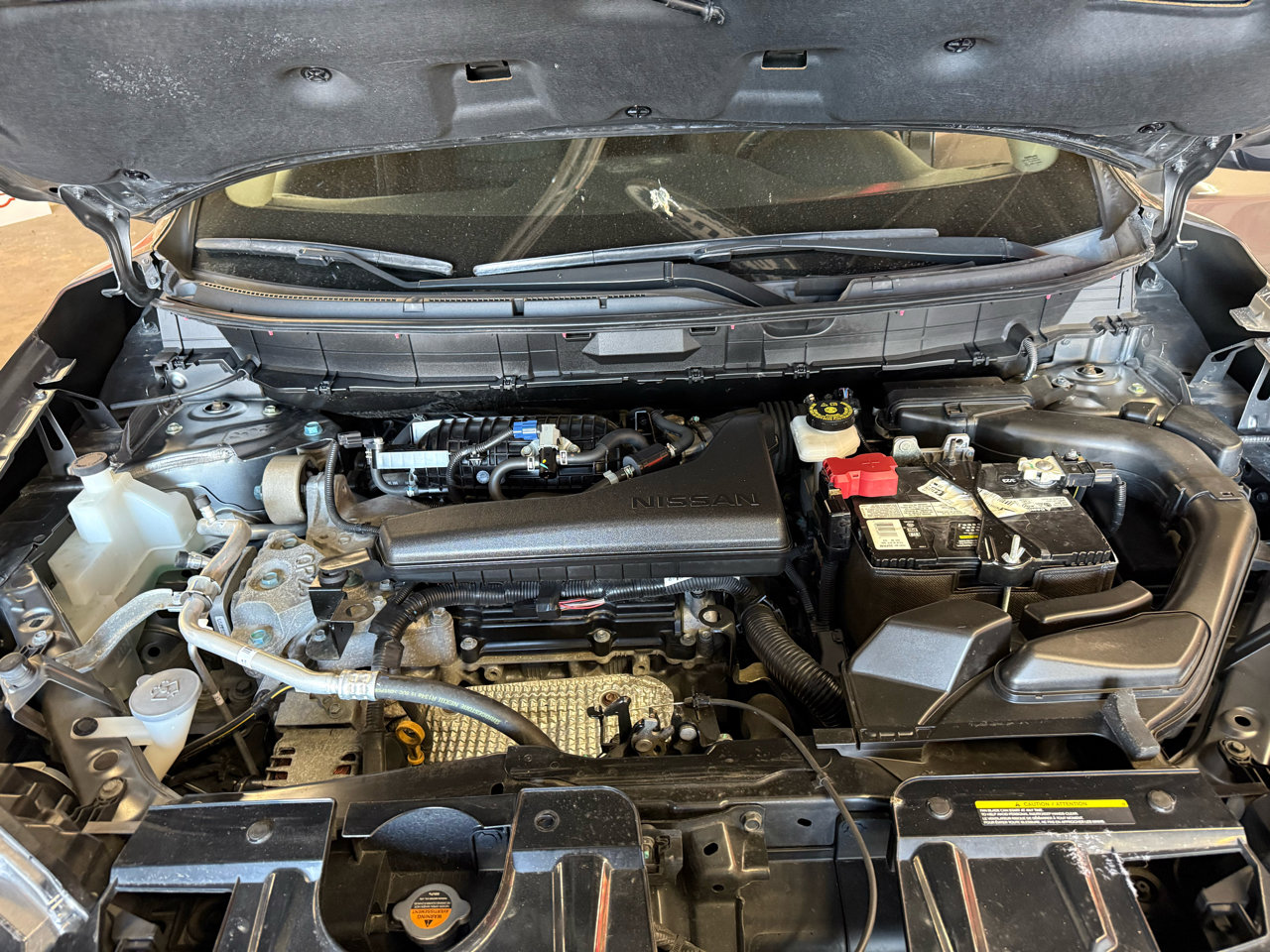 Used 2020 Nissan Rogue SV image 24