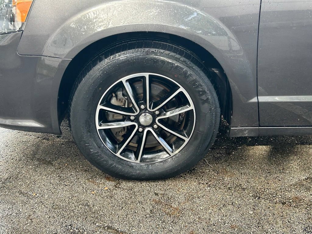 Used 2019 Dodge Grand Caravan GT FWD image 25