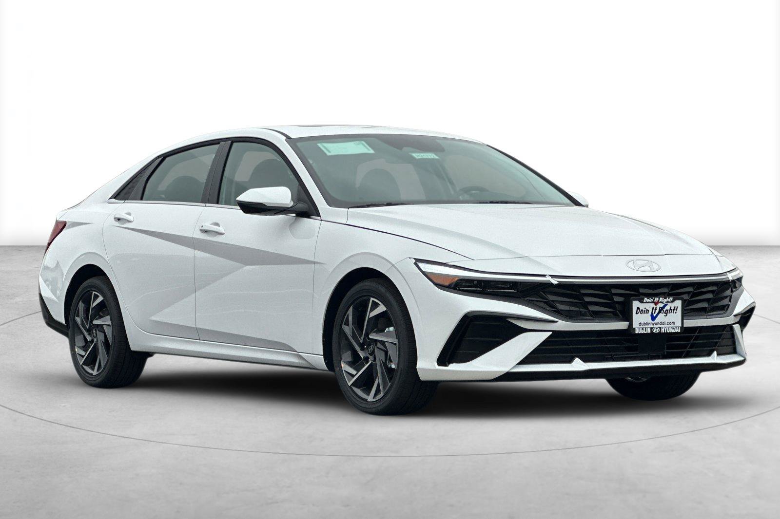 New 2026 Hyundai Elantra Limited FWD image 8
