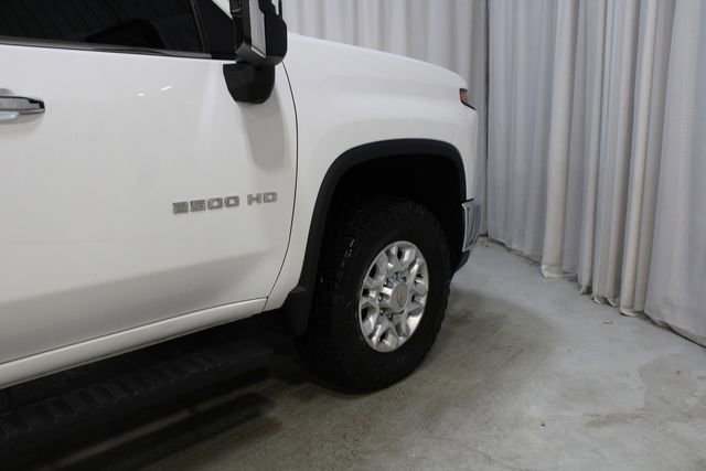 Used 2024 Chevrolet Silverado 2500 LTZ AWD/4WD image 27