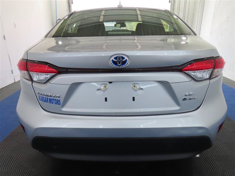 Used 2025 Toyota Corolla LE AWD/4WD image 11