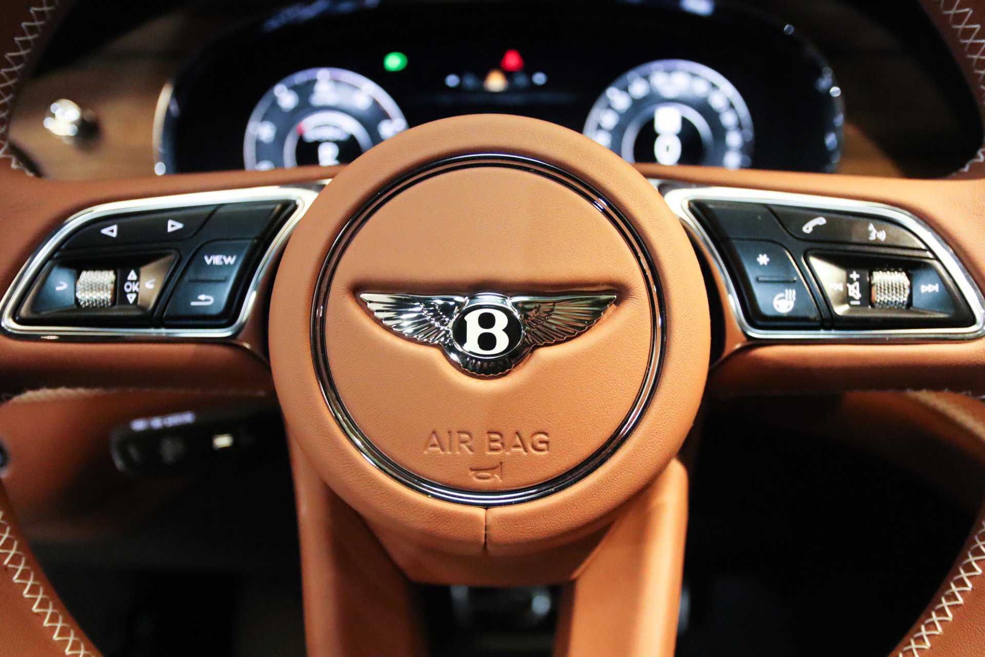 New 2025 Bentley Bentayga image 25