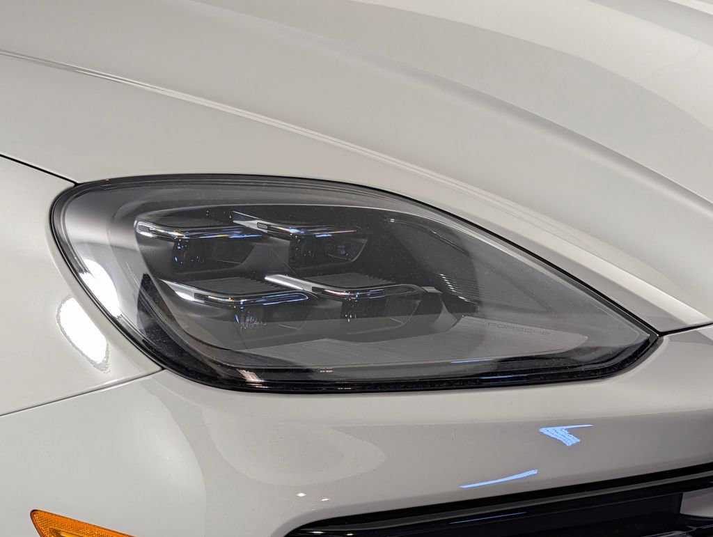 New 2026 Porsche Cayenne image 15