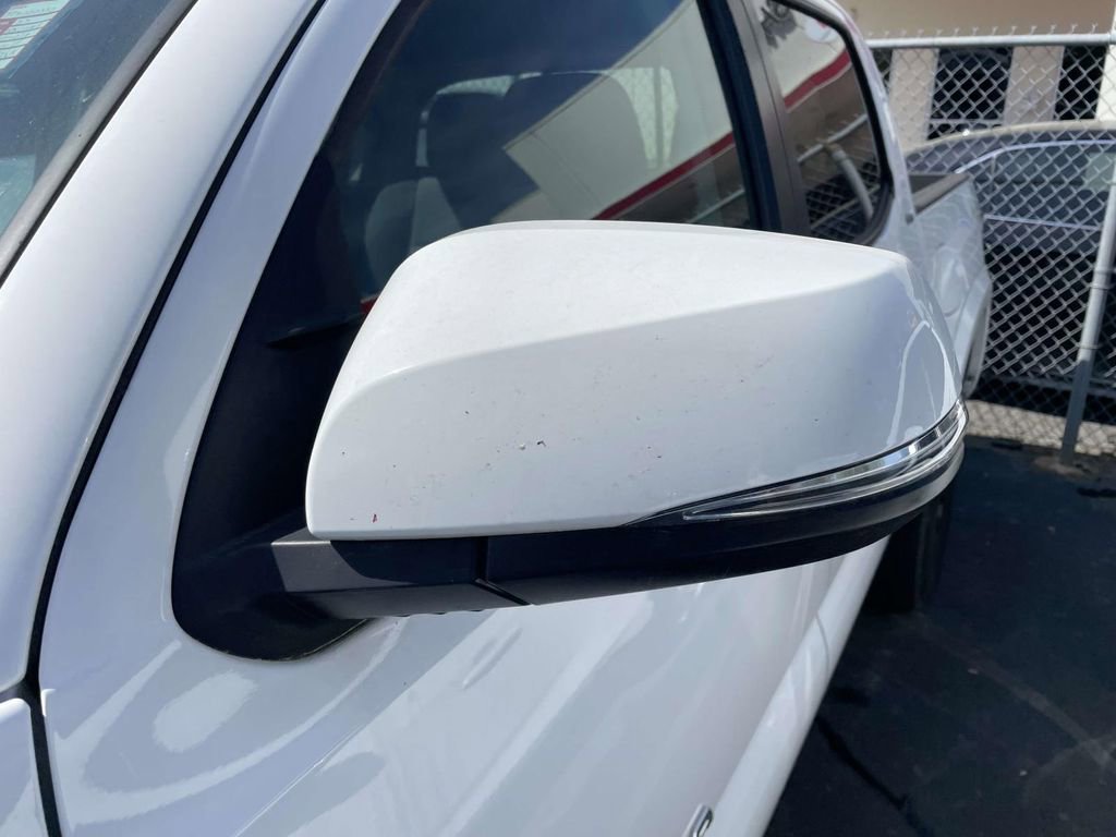 Used 2023 Toyota Tacoma SR5 w/ Technology Package image 31