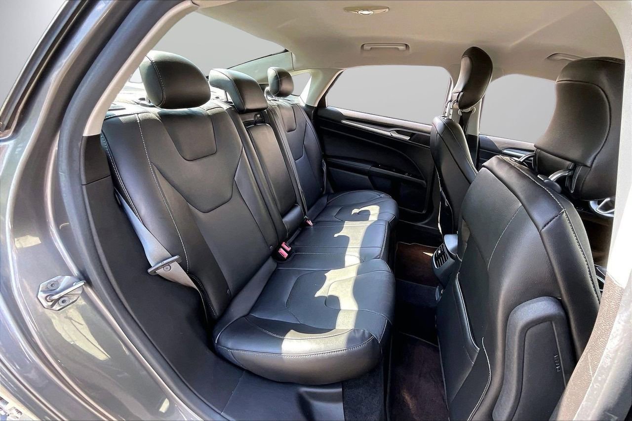 Used 2014 Ford Fusion Titanium FWD image 24