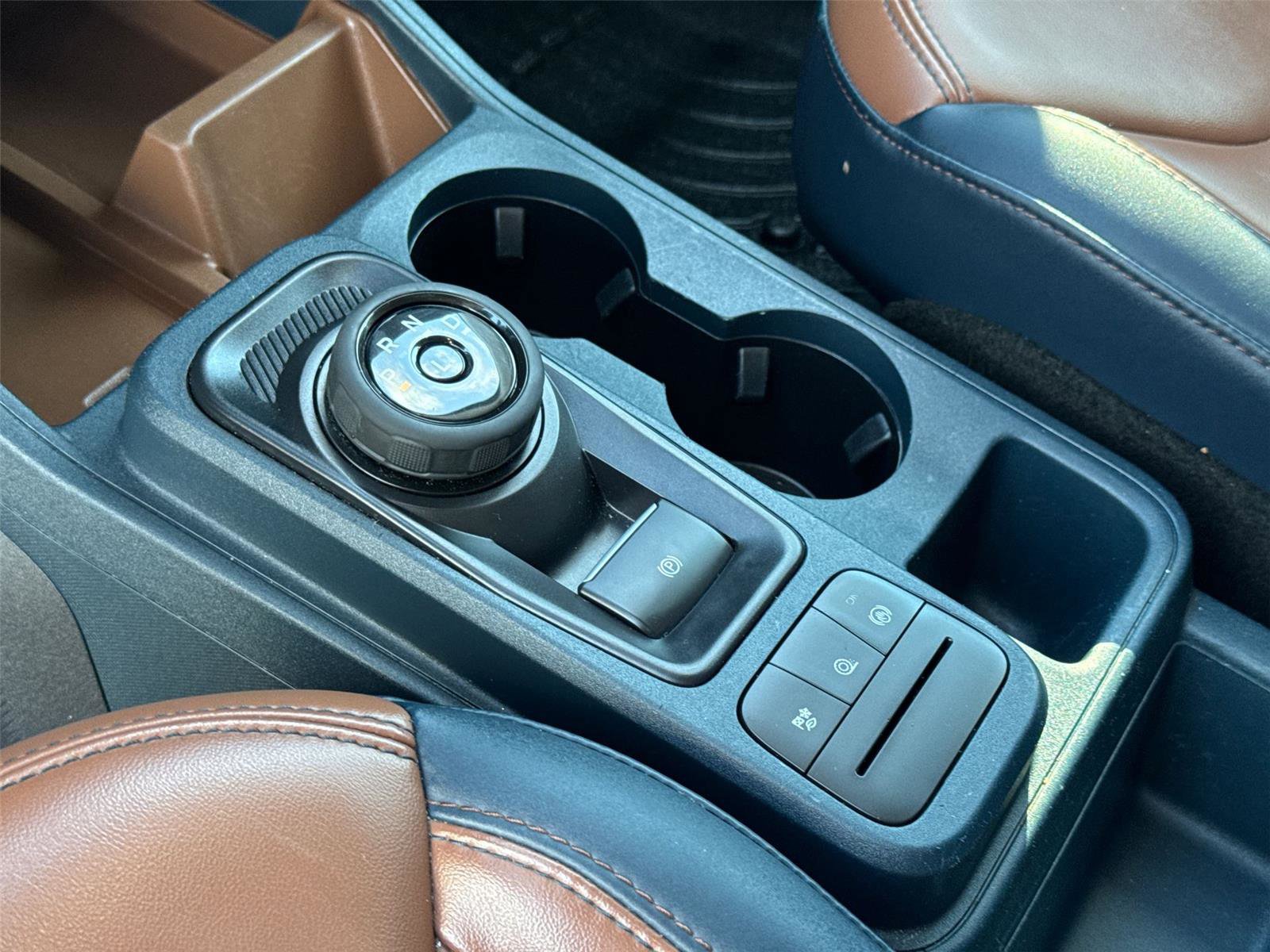 Certified 2022 Ford Maverick Lariat w/ Lariat Luxury Package image 28