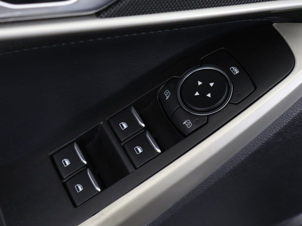 Used 2020 Ford Explorer XLT w/ Comfort Package image 41