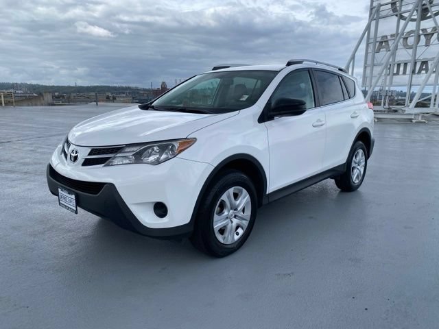 Used 2013 Toyota RAV4 LE AWD/4WD image 4
