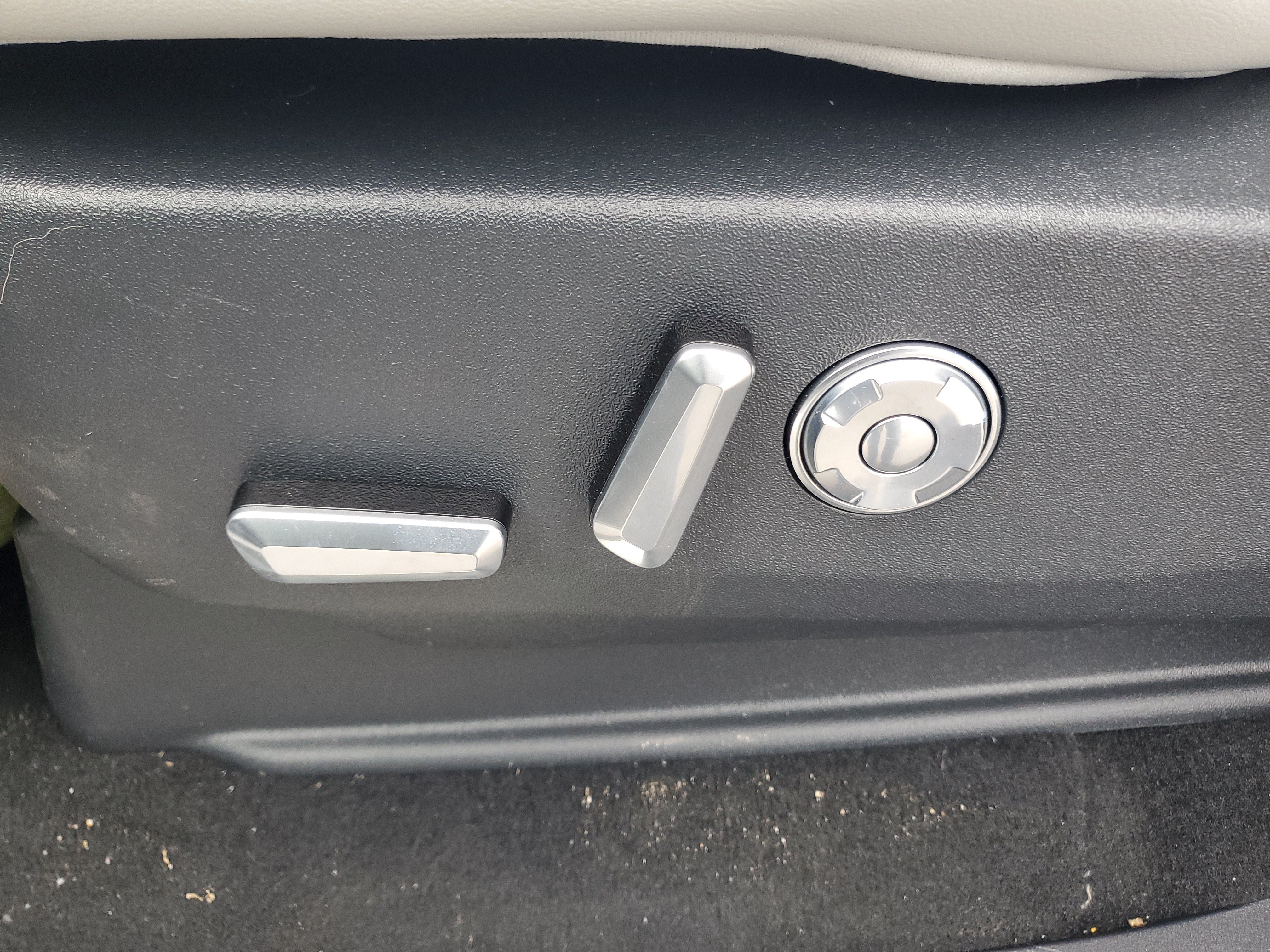 New 2026 Lincoln Navigator Reserve AWD/4WD image 13