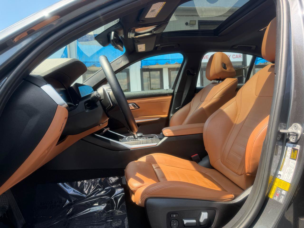 Used 2021 BMW 330e xDrive w/ Executive Package AWD/4WD image 11