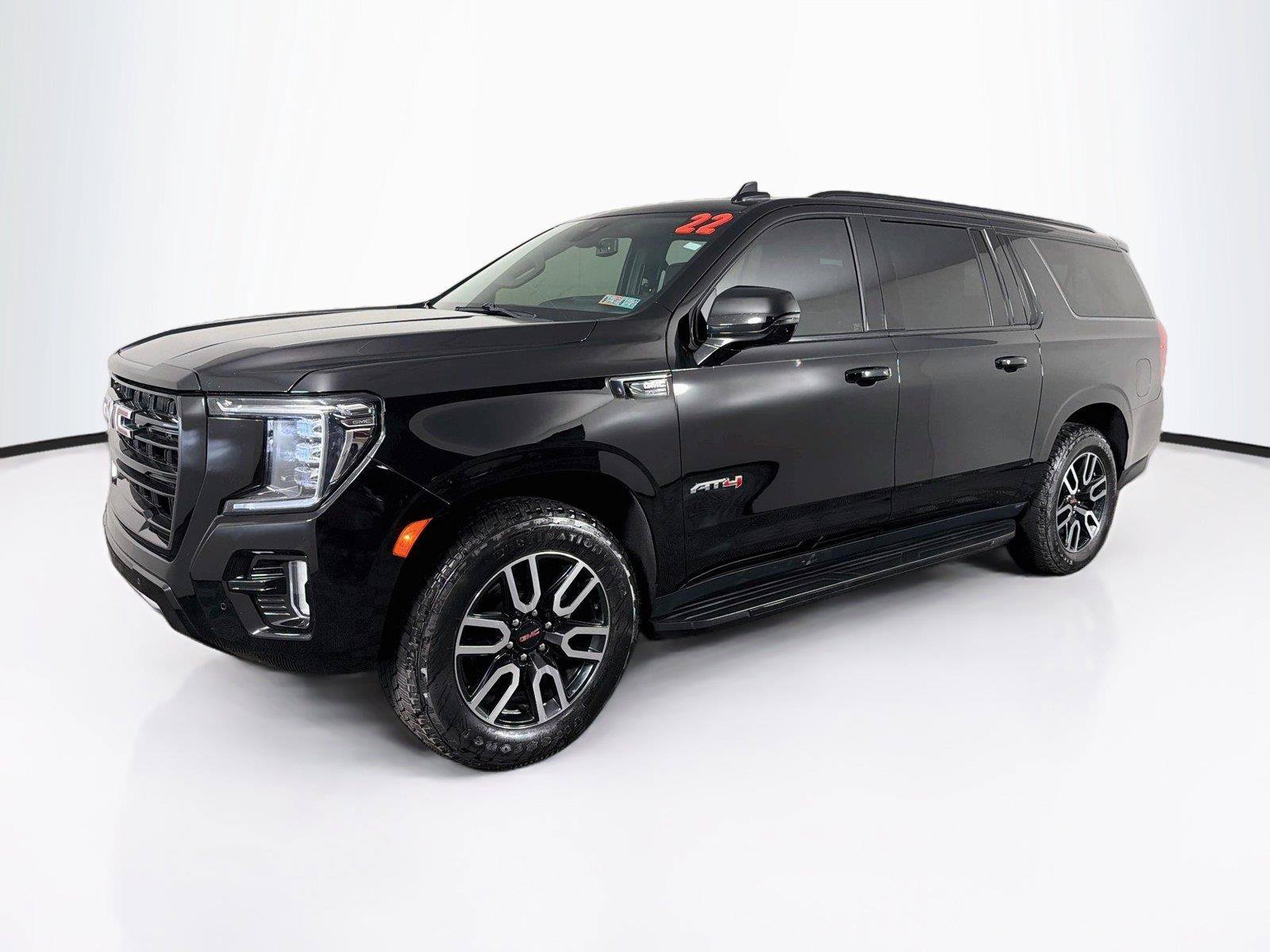 Used 2022 GMC Yukon XL AT4 AWD/4WD image 7