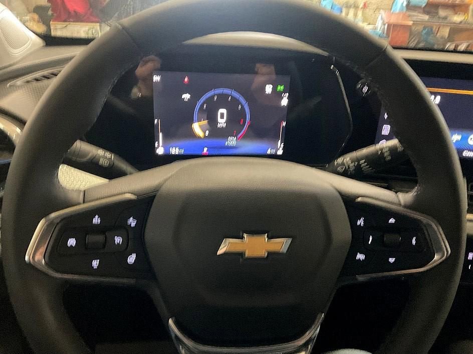 New 2026 Chevrolet Trax LT w/ Driver Confidence Package FWD image 53