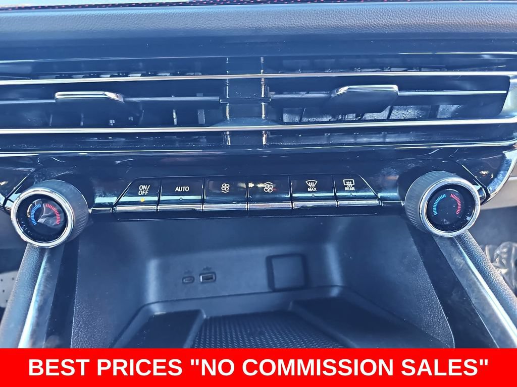 Used 2024 Chevrolet Traverse Z71 w/ Enhanced Driving Package AWD/4WD image 22