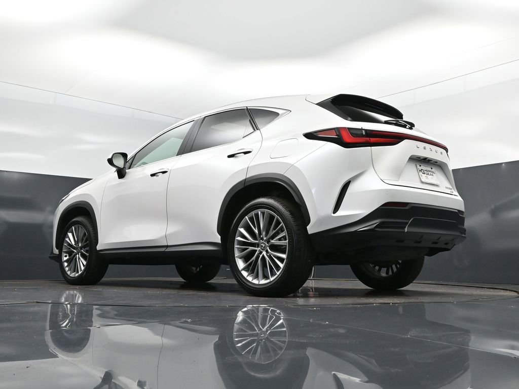 Certified 2025 Lexus NX 350 AWD w/ Accessory Package (2T) image 40