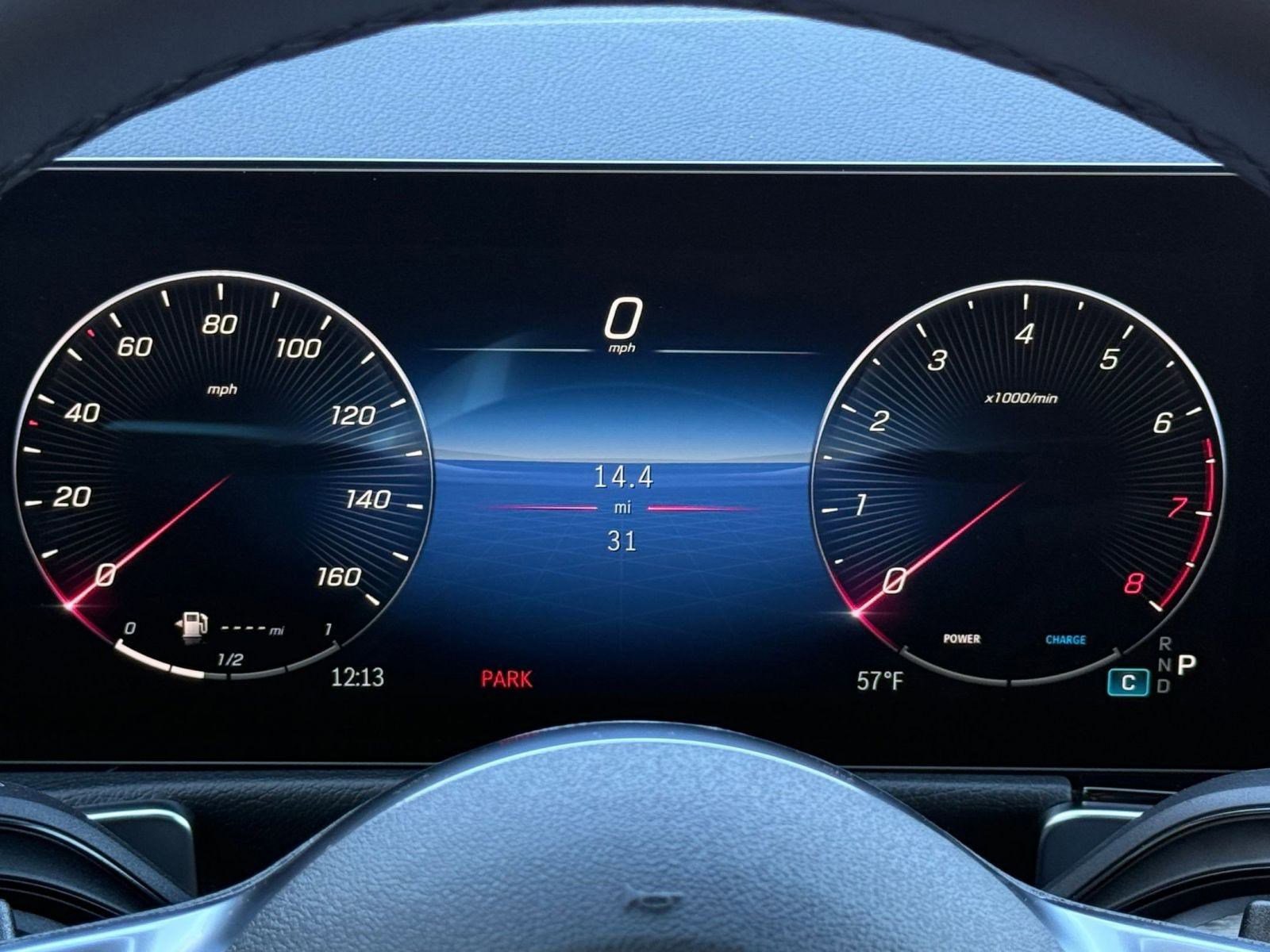 New 2026 Mercedes-Benz GLB 250 4MATIC image 17