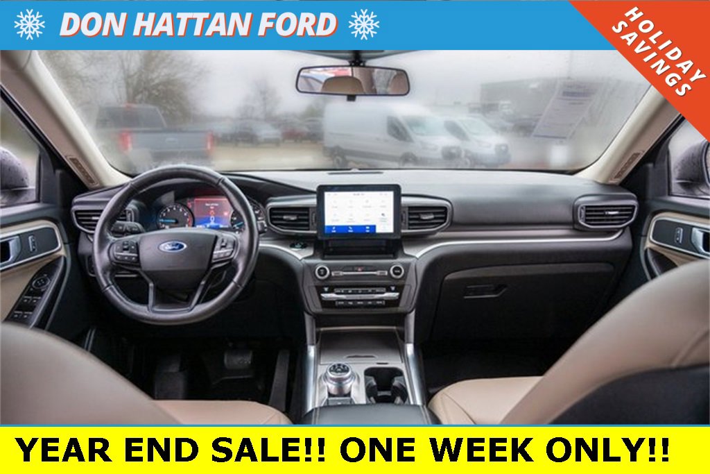 Used 2020 Ford Explorer XLT w/ Equipment Group 202A image 3